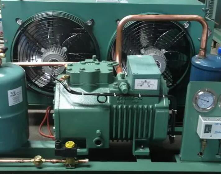 儲存香精的冷庫需要配備哪些安全設(shè)備呢?_開冉制冷